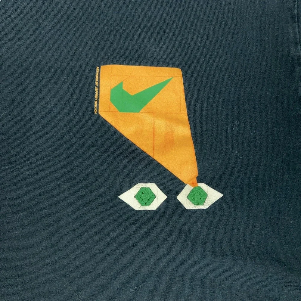 Nike Shirt Mens 2XL Black The Nike Tee Swoosh Eyes Graphic Tee T‎ Casual Street